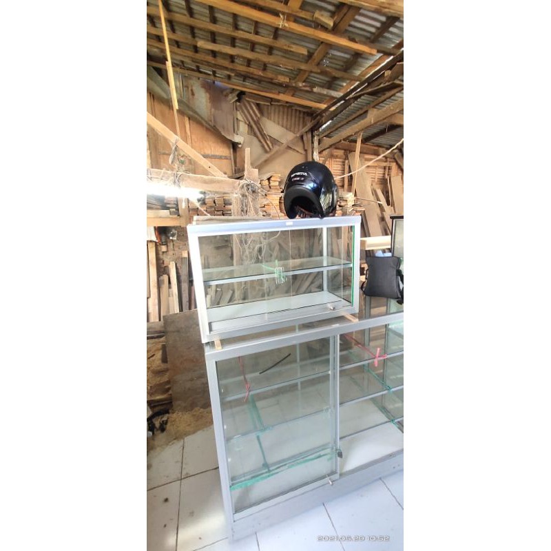 etalase makan alumunium