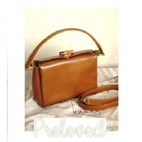 Vintage 90s Gucci tan brown leather Bamboo Turn Lock Crossbody bag
