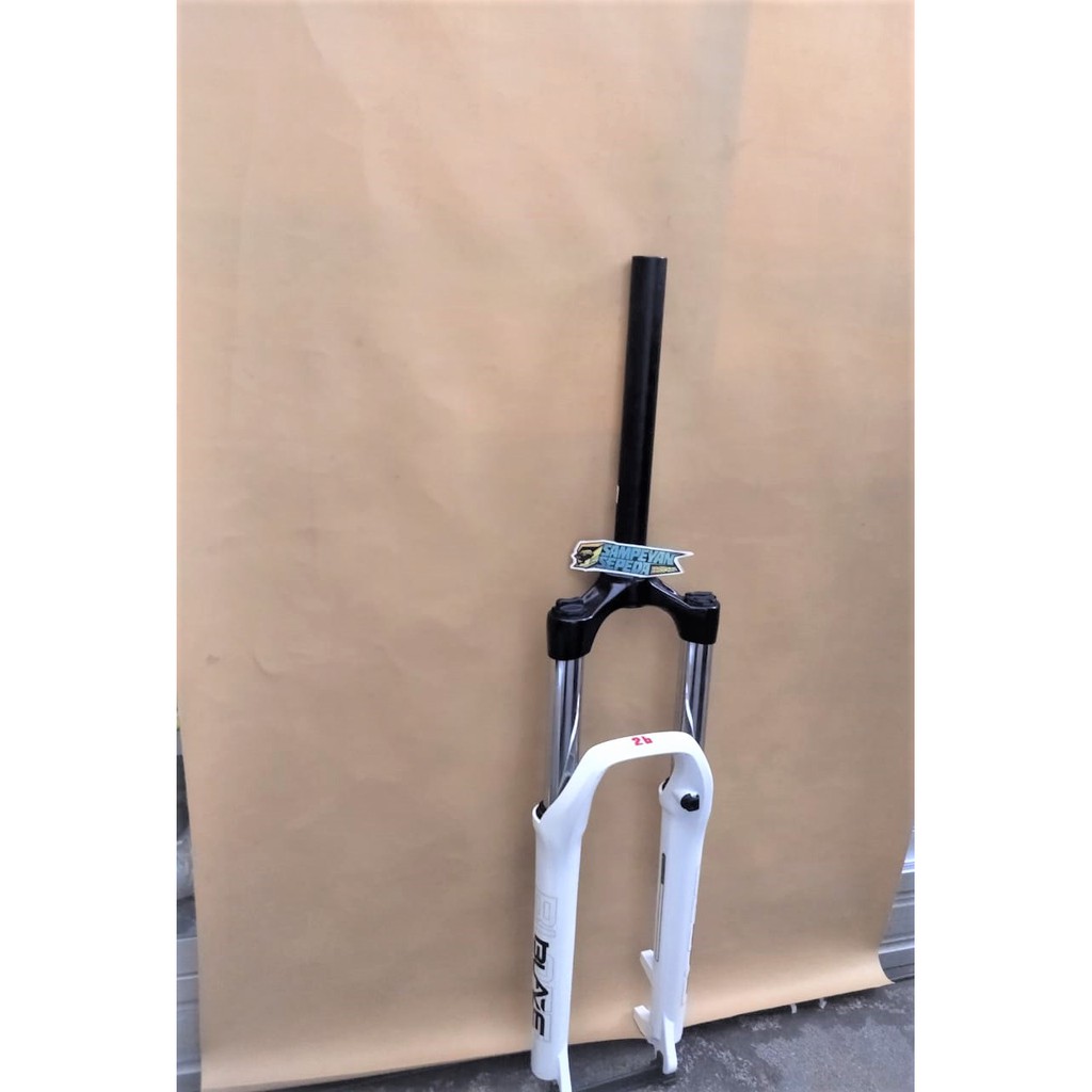 Fork Skok RST Blaze ukuran 26 Disc Brake Only Oversize Putih Preload