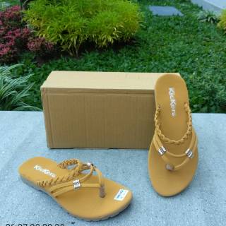  Sandal  Jepit Kickers  Anak  Perempuan  model 2 realpict 