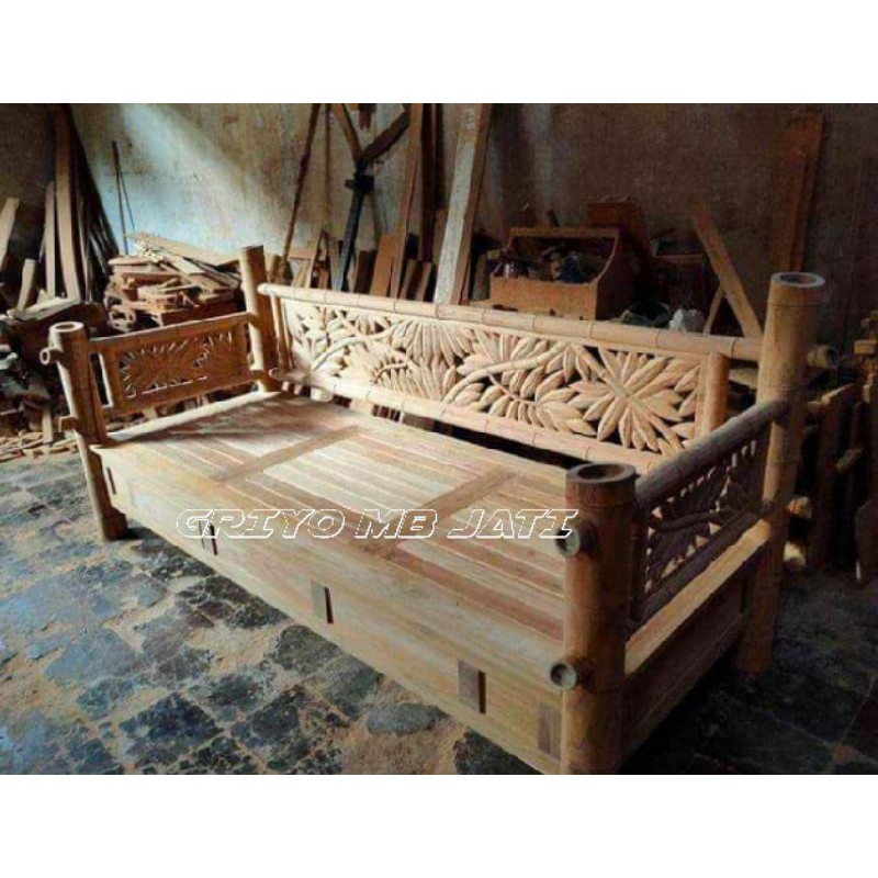 bangkau bale bale jati ukiran bambu