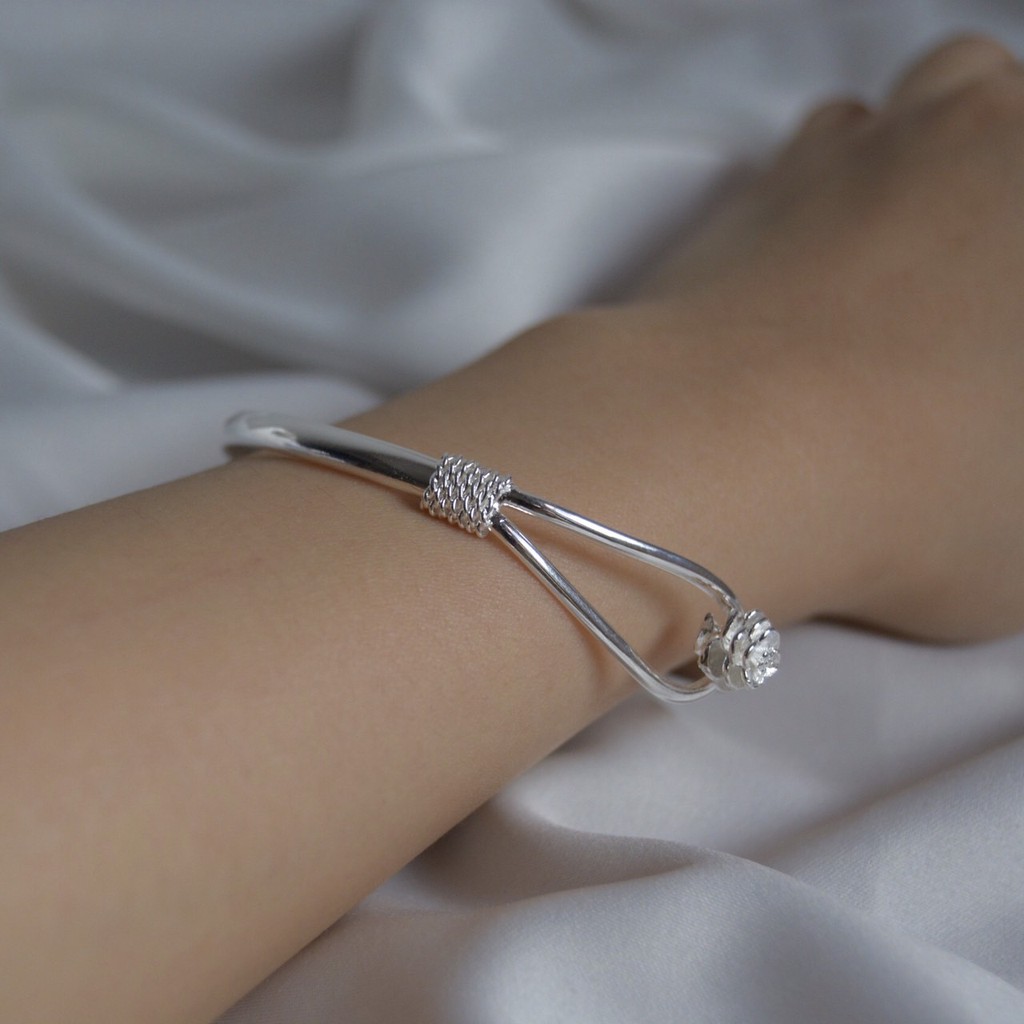 Flower Bangle Bracelet / Gelang Titanium / Gelang Wanita / Gelang Anti Karat