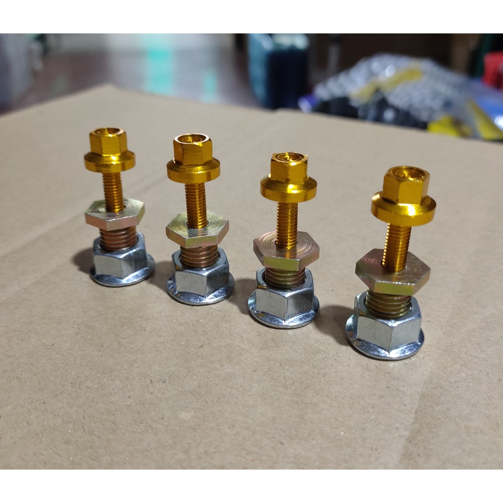 baut anti jebol 4biji + baut probot 4 biji gold buat pasang visor nmax dan lexy dijaminkan kuat