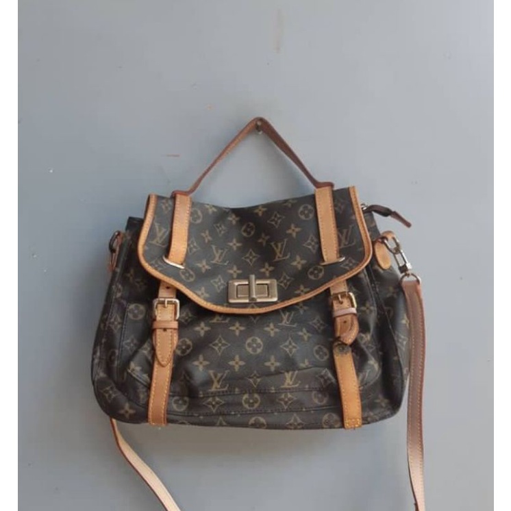 Louis Vuitton//Louis Vuitton cewek second//tas Louis Vuitton second