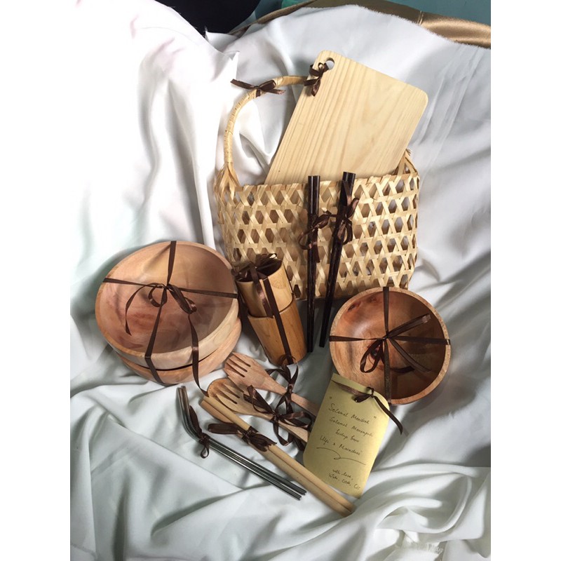 

Paket Wedding Gift