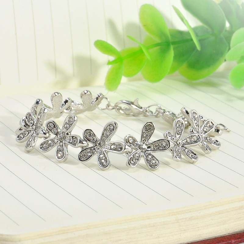 Gelang Bangle Vintage Motif Snowflake Hias Kristal Berlian Imitasi Untuk Wanita