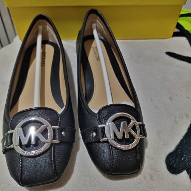 Preloved Mk Fulton size 6