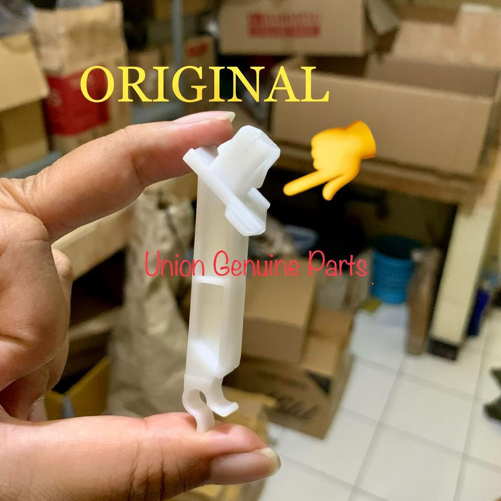 Kancing Klip Cantolan Tiang Kap Mesin Grand New Avanza Veloz Xenia Original 2015 - 2020