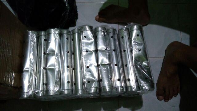 Cetakan Lontong Alumunium / (  1 Lsn)