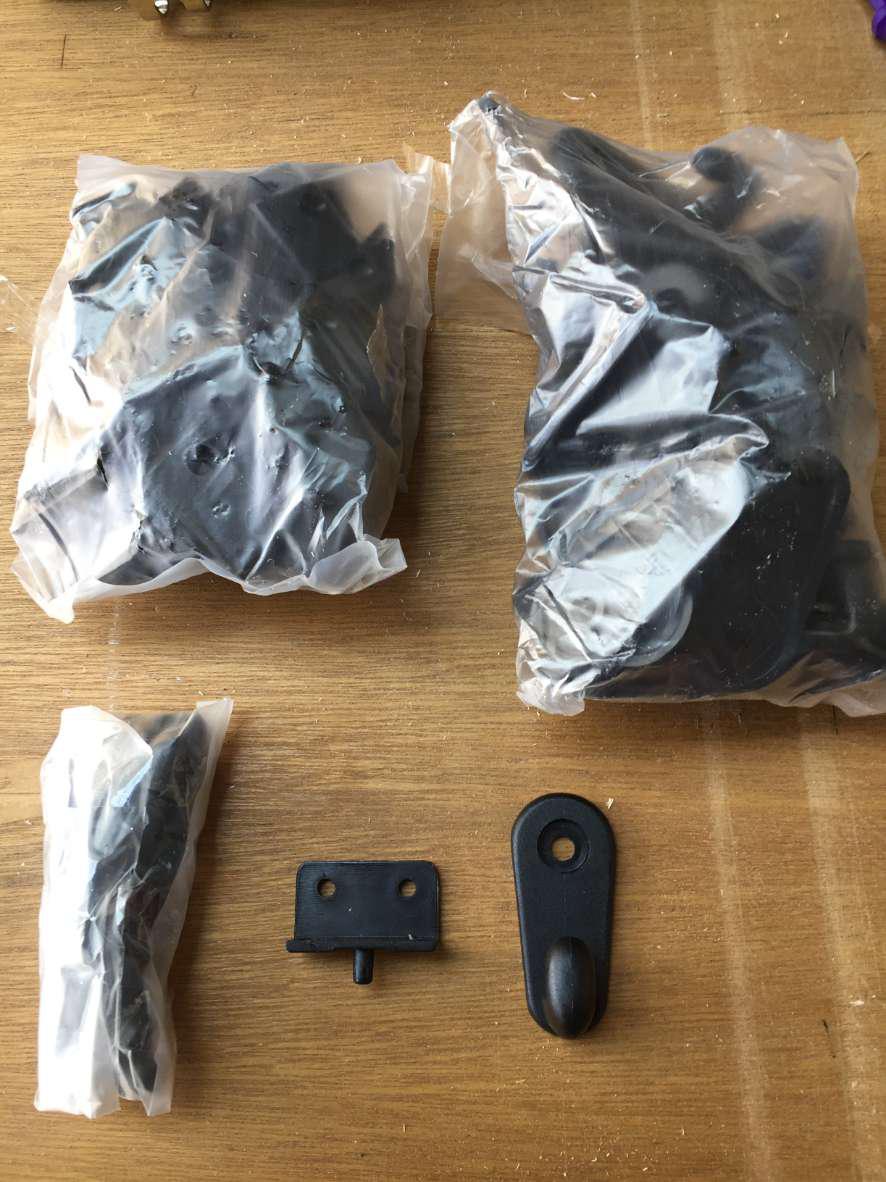 Engsel Pivot Plastik 12 Mm + Bos/ Engsel Tanam Plastik