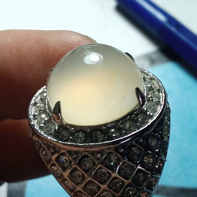 Anggur putih kalsedon ring 8 kode 2222026