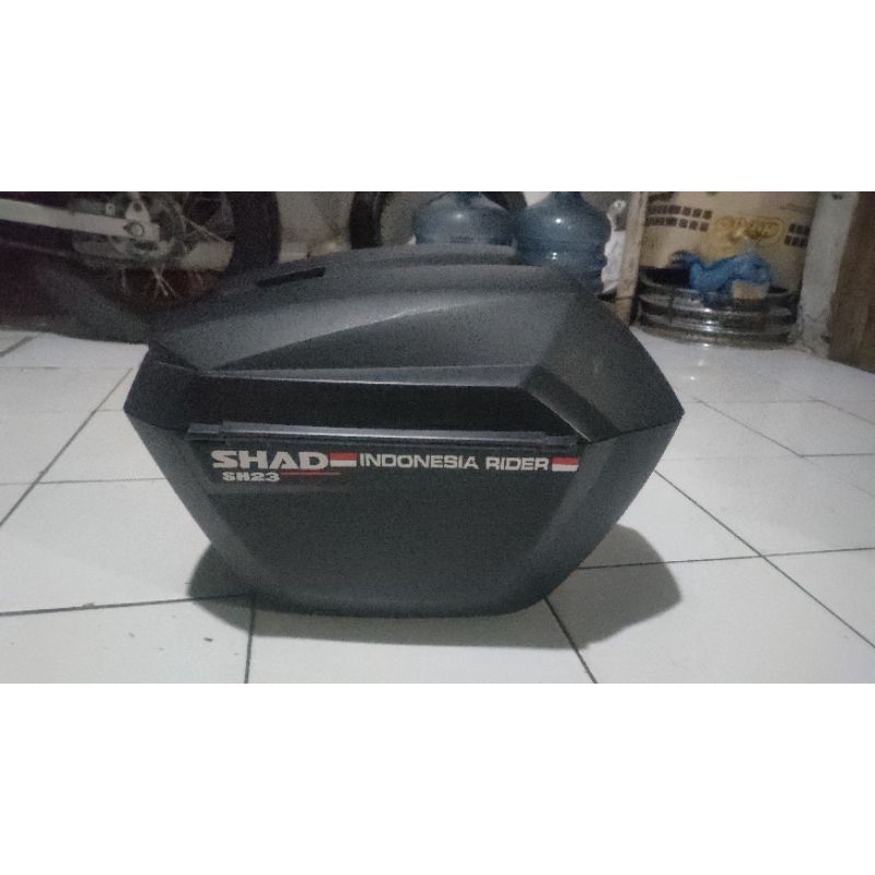 box motor shad23 second + breket bukan givi