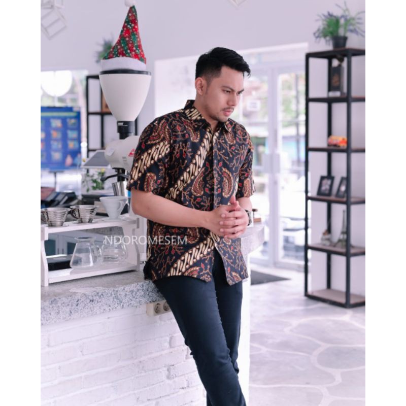 KEMEJA BATIK EXCLUSIVE WARNA HITAM Batik Premium NdoroMesem Bahan Katun Baturaden Reguler Fit