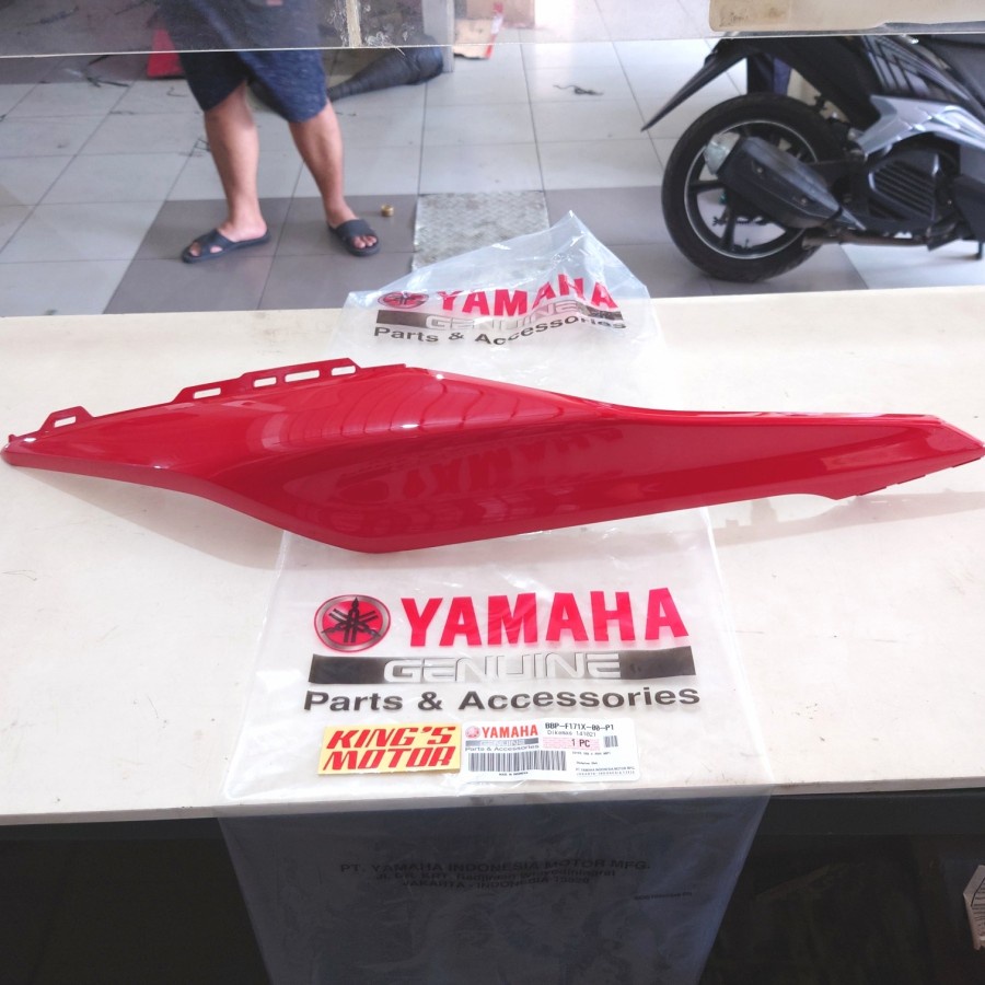 COVER BODY BELAKANG NEW AEROX KANAN MERAH CABE BBP-P1 ASLI YAMAHA