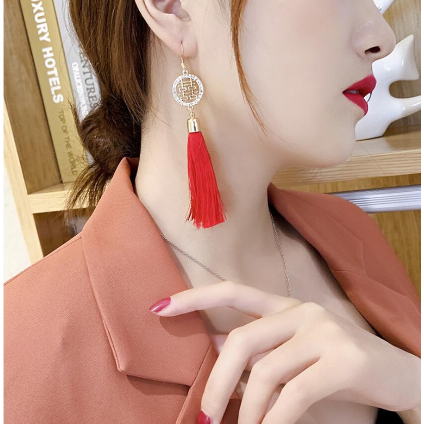 Model gaya Cina gaya retro meriah rumbai anting-anting double happiness panjang anting-anting keprib