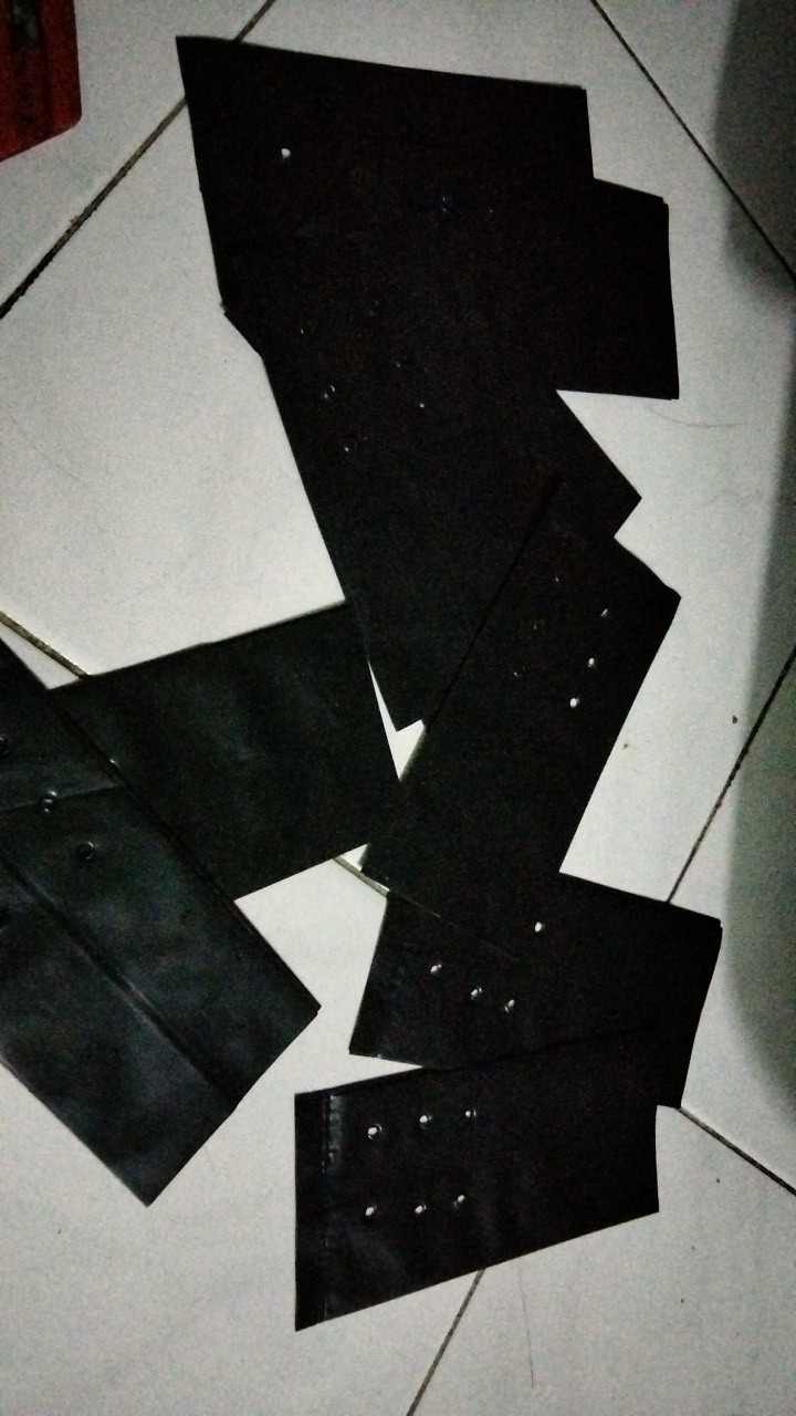Polybag Kecil Hitam Ukuran 15cm 10 Lembar