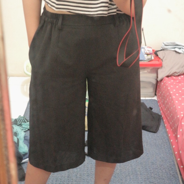 Kulot hitam
