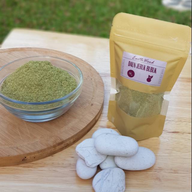 

Daun jeruk bubuk / Lime leaves powder