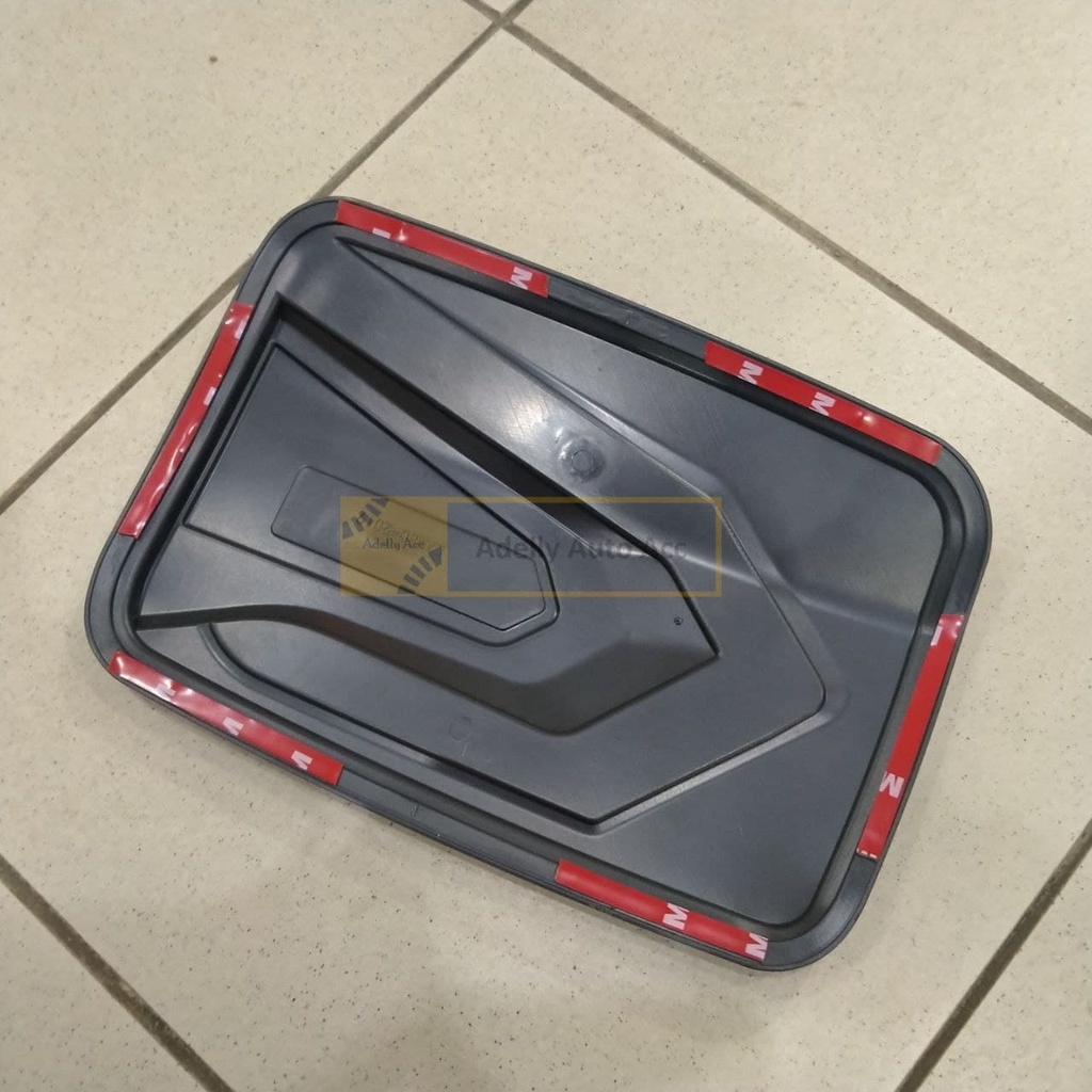 Tutup Tangki Bensin Tank Cover Redline Mobil Mitsubishi Xpander Warna Merah Hitam Doff