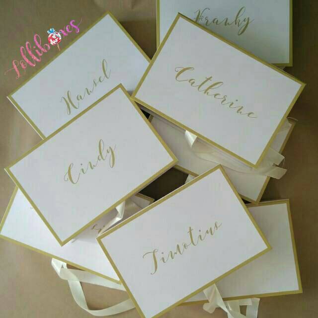 

Bridesmaid Box (30x20x7)