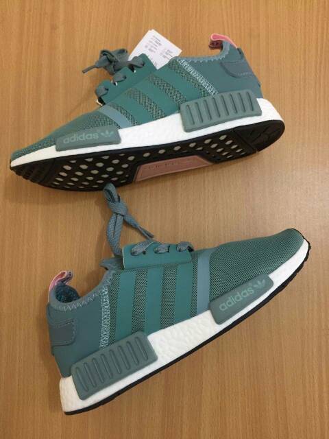 nmd r1 vapour green