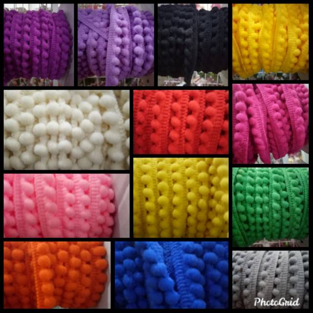 Renda pompom kecil