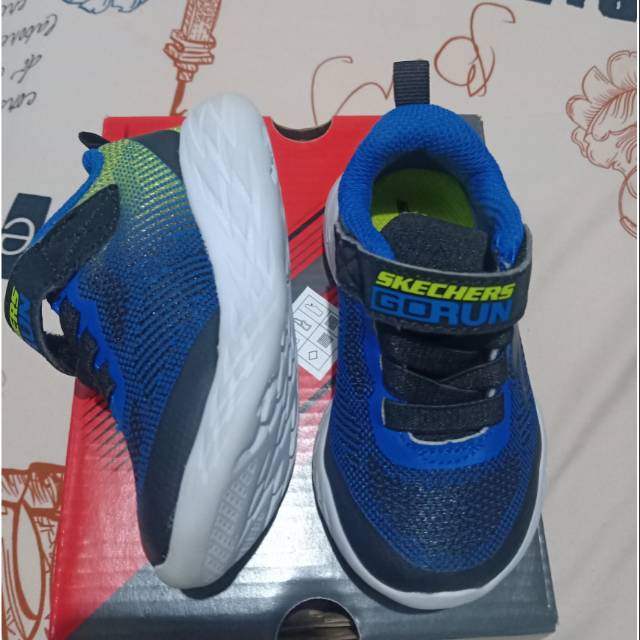 preloved skechers original anak laki laki size 21