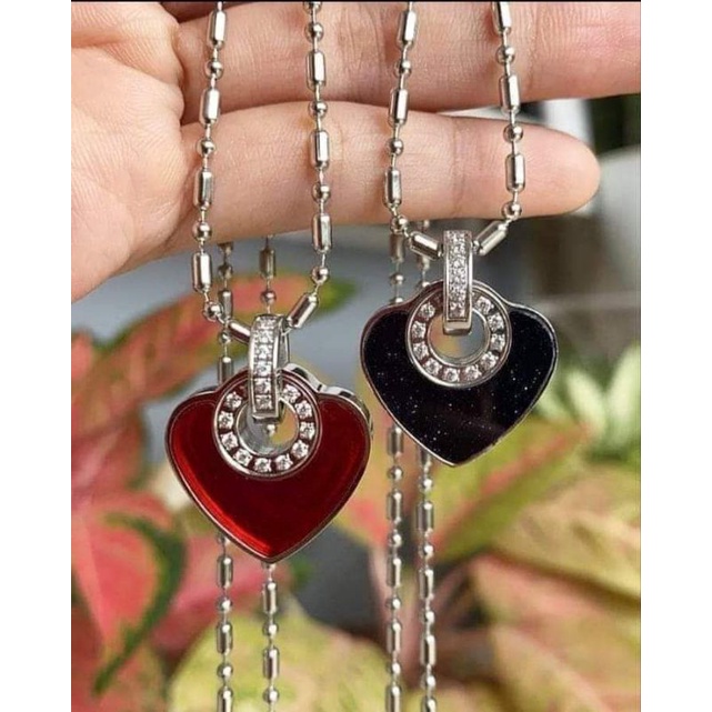 Kalung love merah Mci