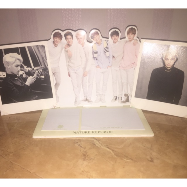Memo Standee EXO Nature Republic + Polaroid Kai
