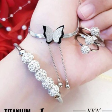 Titanium Set Perhiasan Silver 1722q