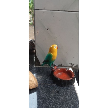 Asbak burung lovebird