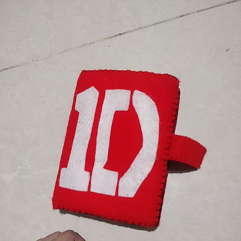 dompet flannel merah hp preloved one direction 1D