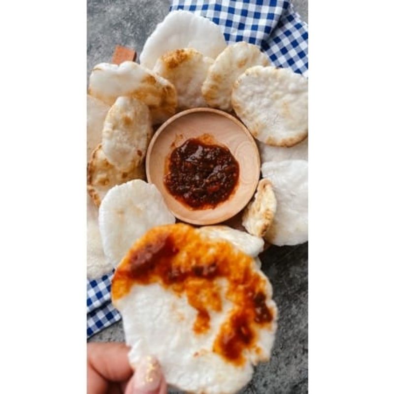 

Kerupuk Kemplang palembang