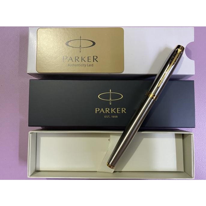 

Pulpen Parker Im New Original Roller Ball Brushed Metal Gold Trim ---Terbaru---