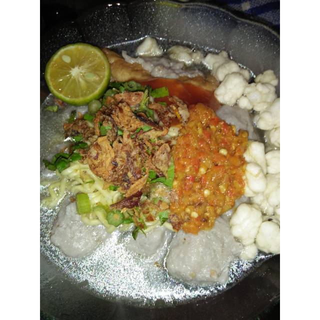 

Baso Cilok Ngampul Rasanya MANTUUUUUUULLLLL