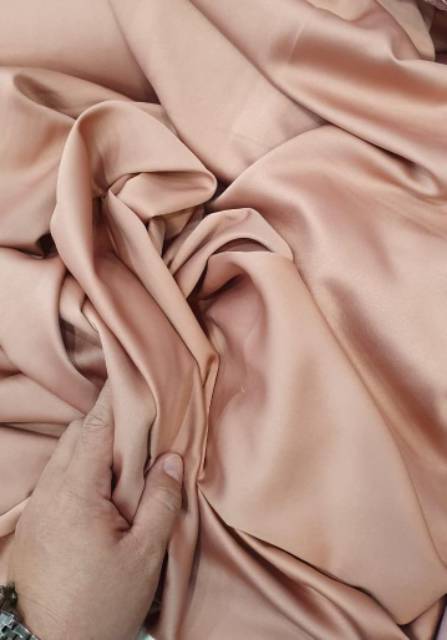 Kain Satin Roberto Cavali Harga Per Setengah Meter 50cm Shopee Indonesia