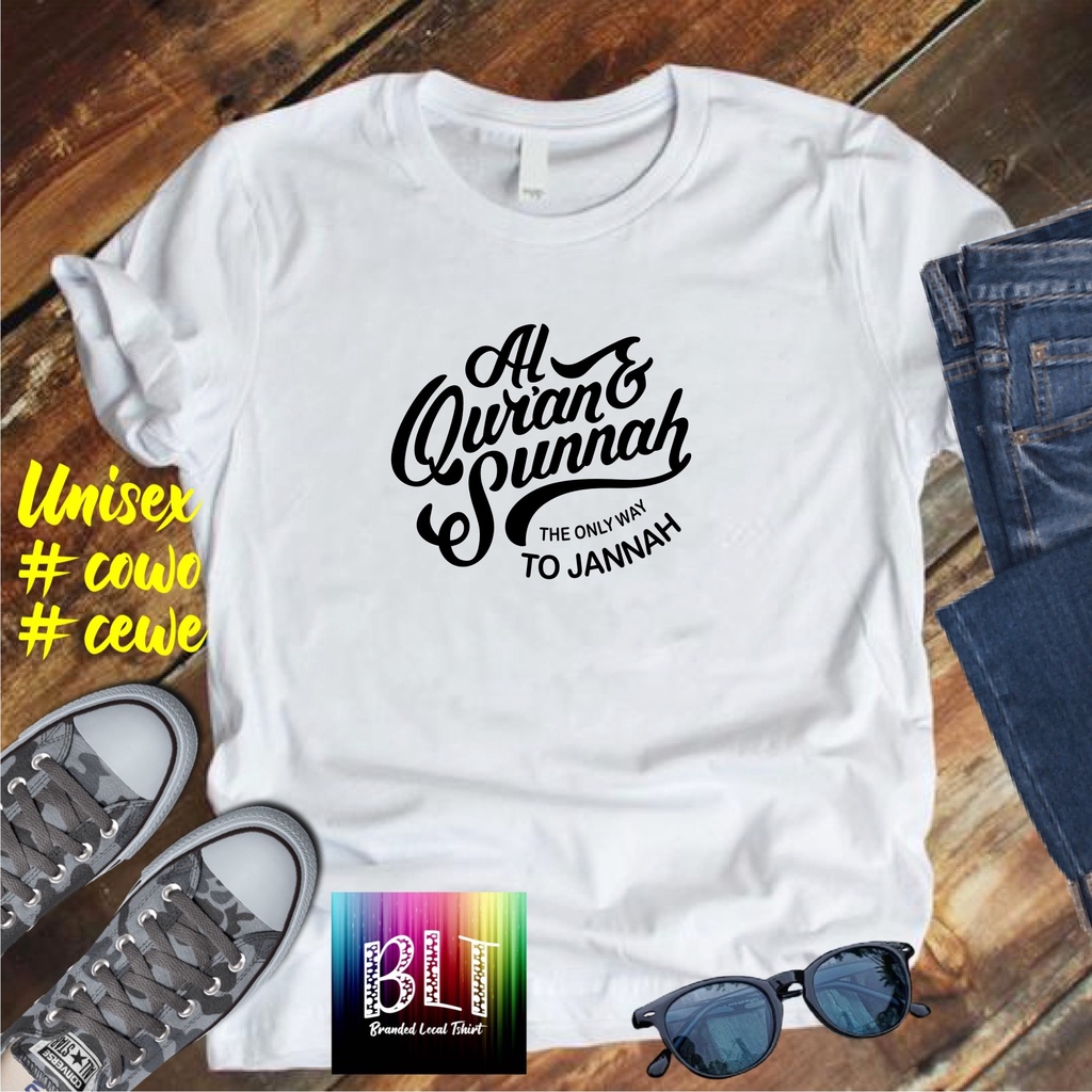 COD/ KAOS NEW ALQURAN SUNNAH /KAOS TULISAN/KAOS SANTRI KEKINIAN/KAOS DAKWAH/KAOS ISLAM/SANTRIWATI/KAOS HITS 2022/KAOS BERGAMBAR KAOS EKSPRESI KAOS PRIA TSHIRT WANITA Santai Crew Neck V-Neck Slim-fitting Polos Setrip Hitam Putih Crew Neck