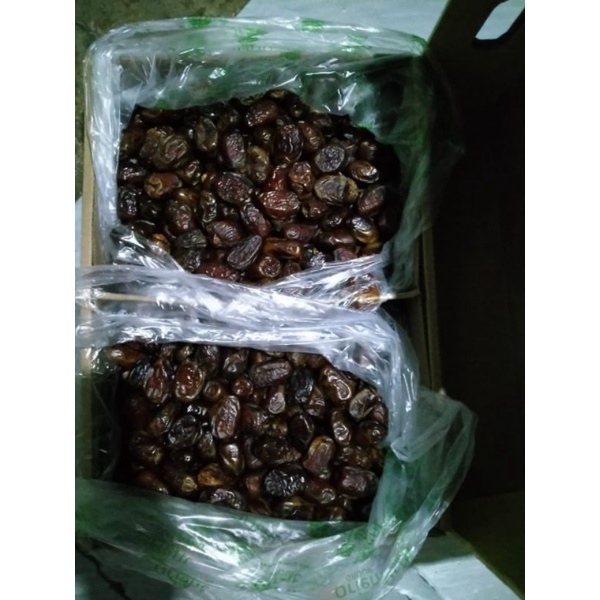 

kurma manis