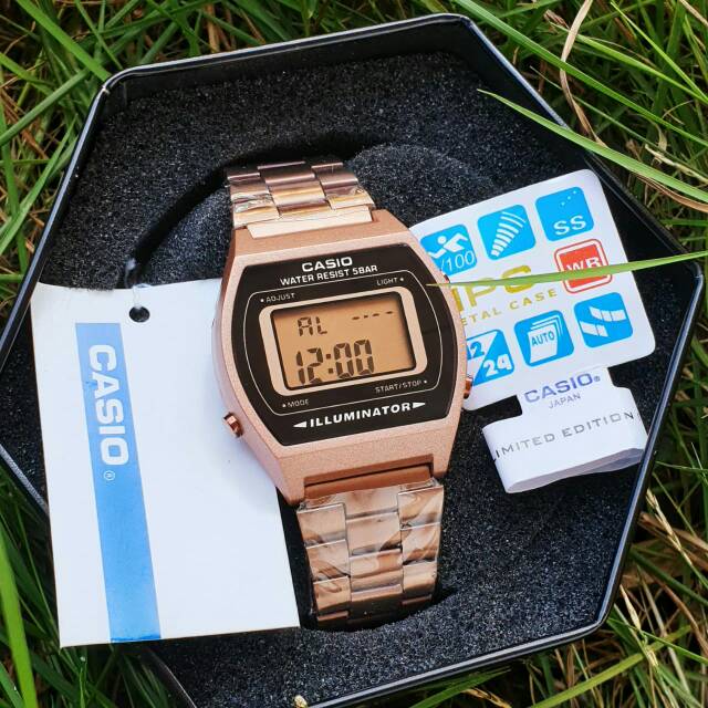 

SALE !!!! NEW CASIO ORI