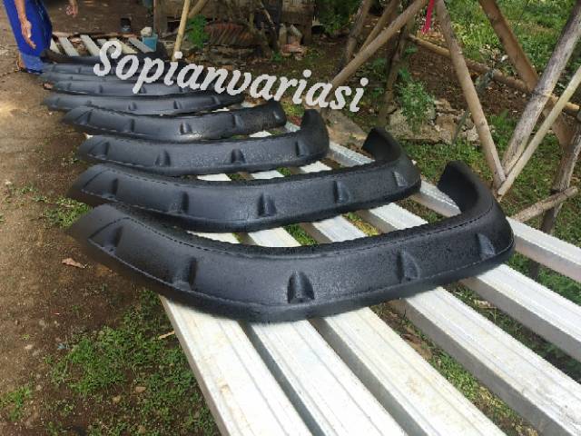 Fender kotak oval Jimny katana terlaris