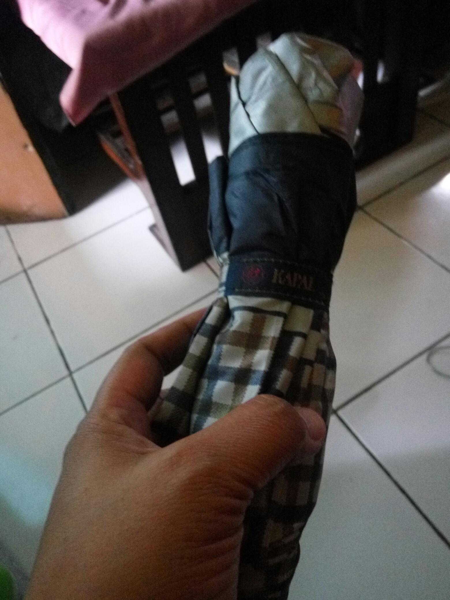 Payung Lipat Polos Cap Kapal 8jari.