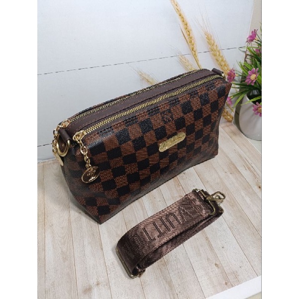 Selempang Kardashin Ruang 2 / Tas Selempang Wanita Bisa COD