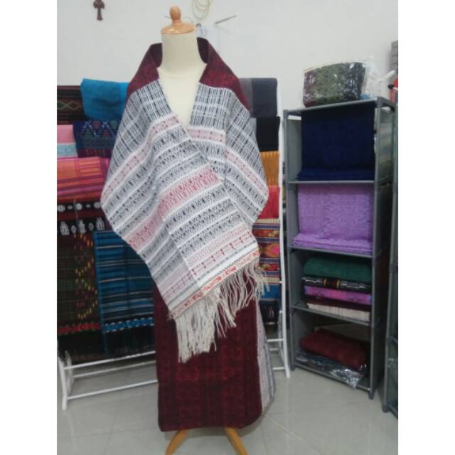 Pucca Toba ATBM Songket Tenunan Balige