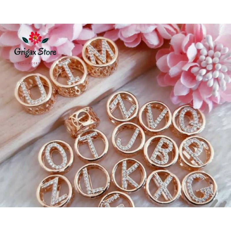 Liontin Charm Inisial Xuping Mainan Emas atau Bahan Gelang Tali