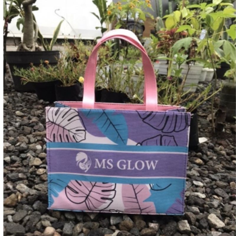 

Tas MS GLOW Motif Bunga Purple size 18 x 23 x 8