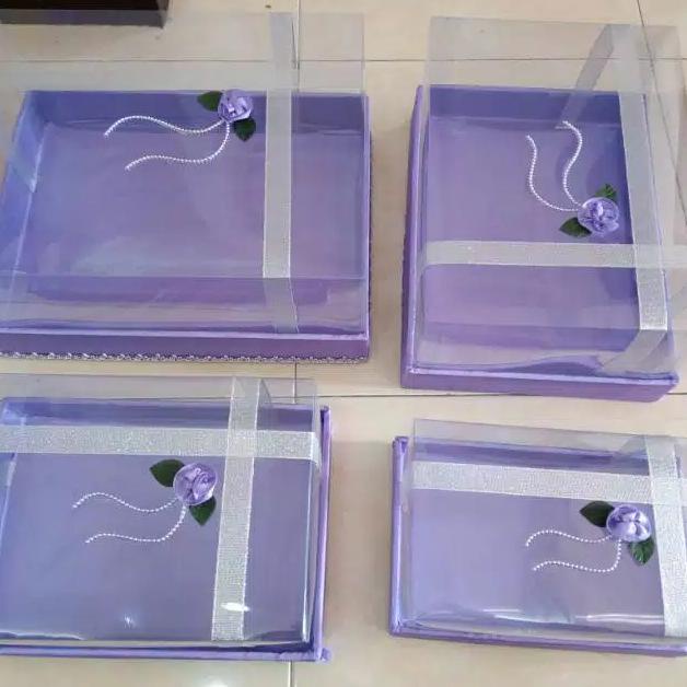 

Box / Kotak Hantaran Seserahan Garis Ungu Sku 1726