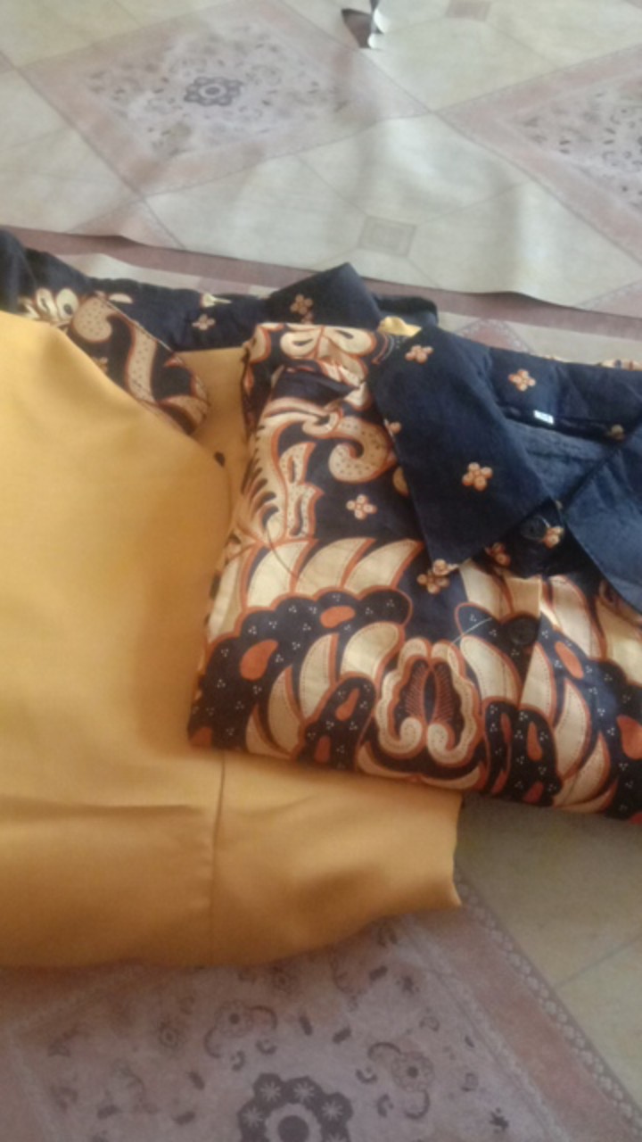 Nashimie Batik Couple Sarimbit 2499 Sania Ruffle Kebaya Modern Batik Modern Kekinian Motif Manggar