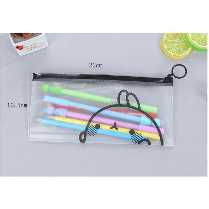 

Tempat Pensil Zipper Molang Black n White