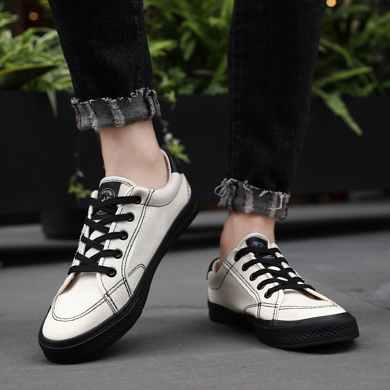 Highland Sepatu Sneakers Pria Casual Sepatu Tali Santai Sepatu Olahraga Lari Laki-laki Import KSC401