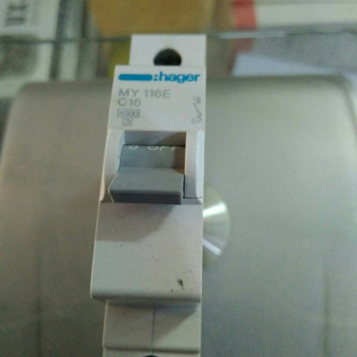 MCB Mini Circuit Breaker Hager 16A 16 Ampere Amper 1 Pole